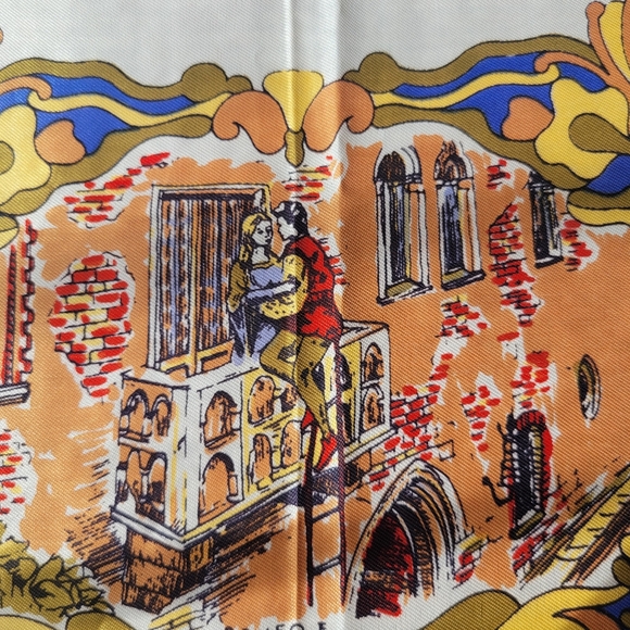 Italian Souvenir Scarf from Italy 🇮🇹 - Picture 6 of 9